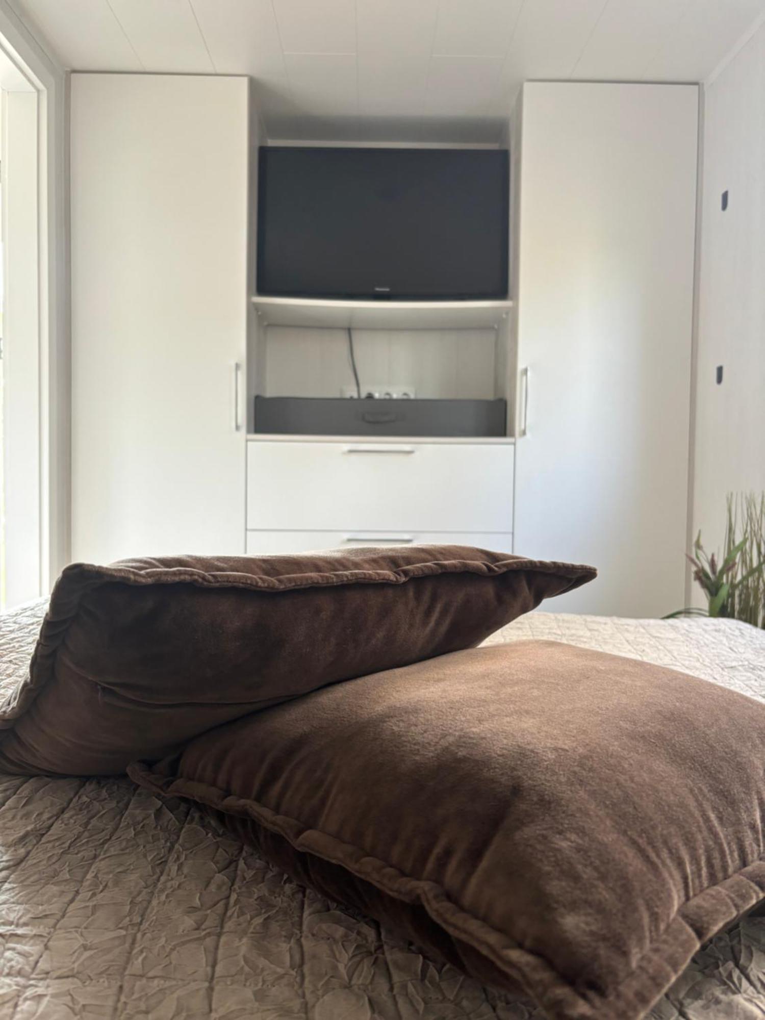 Thelittlehouse-By-The-Lake Hørsholm Extérieur photo